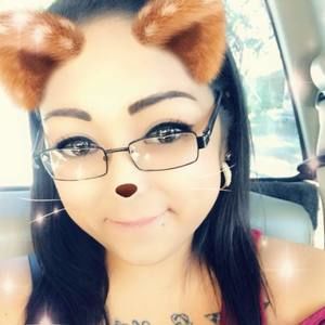 Meet your Posher, Desiree